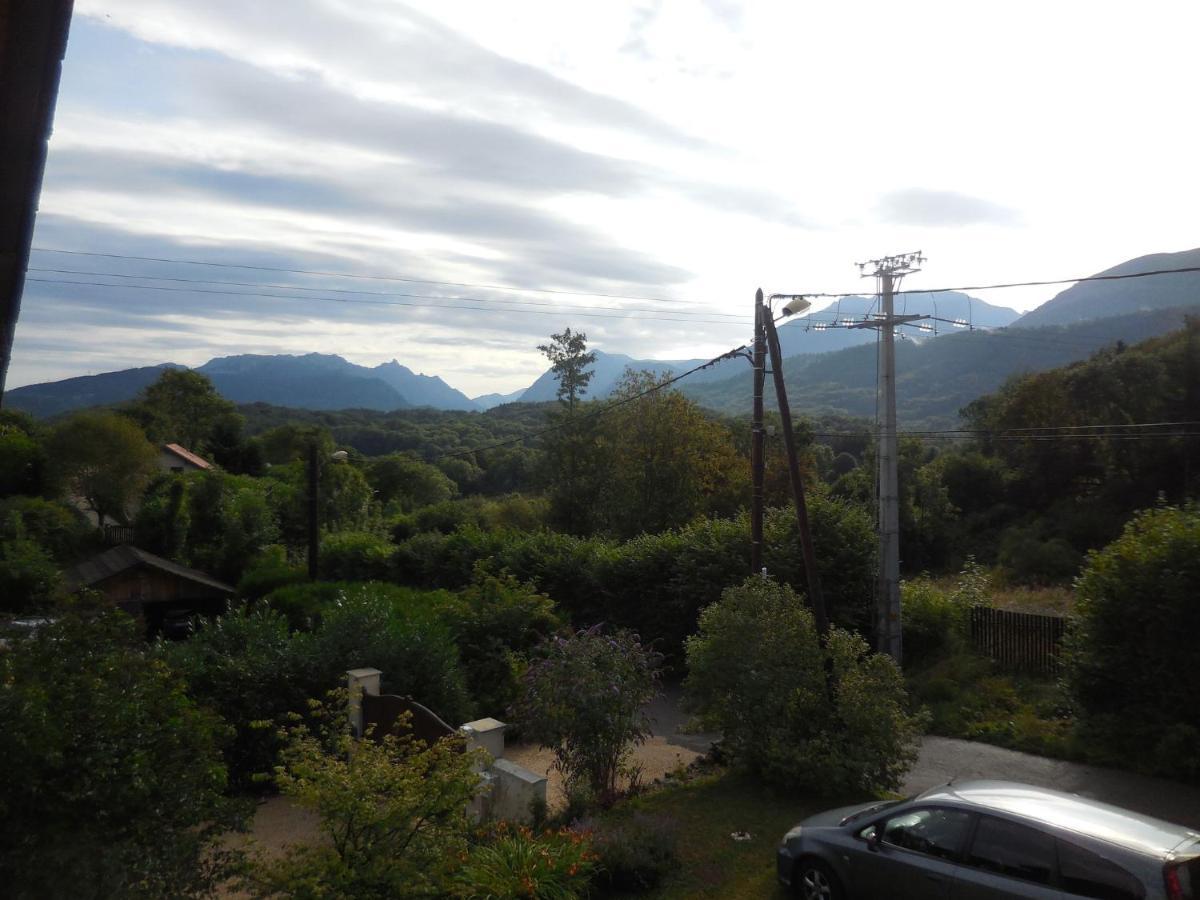 Chalet With Mountain Views Laffrey 外观 照片